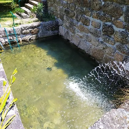 Casas Vale Martinho Санта-Комба-Дан