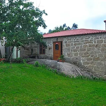 Casas Vale Martinho Couette-café