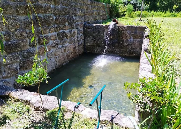 Alojamento de Acomodação e Pequeno-almoço Casas Vale Martinho