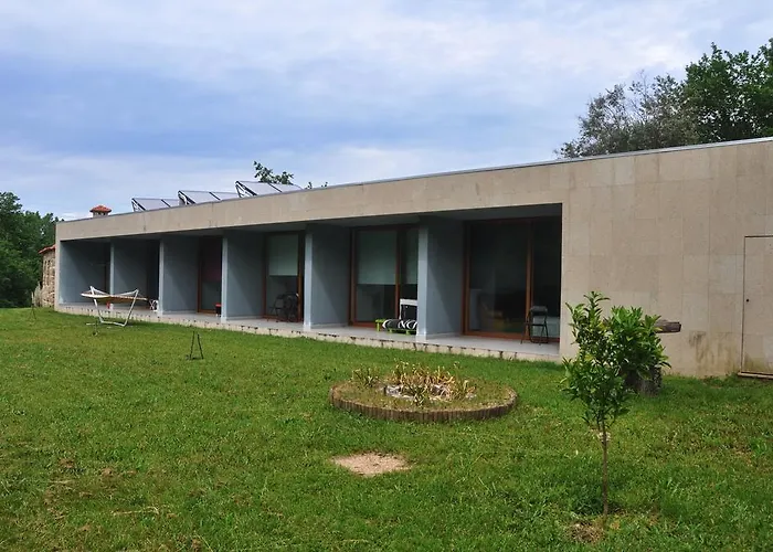 Alojamento de Acomodação e Pequeno-almoço Casas Vale Martinho Santa Comba Dao