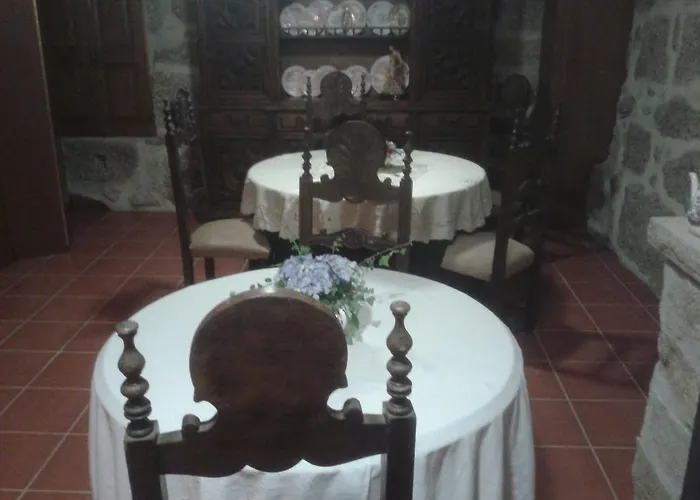 Alojamento de Acomodação e Pequeno-almoço Casas Vale Martinho Santa Comba Dao
